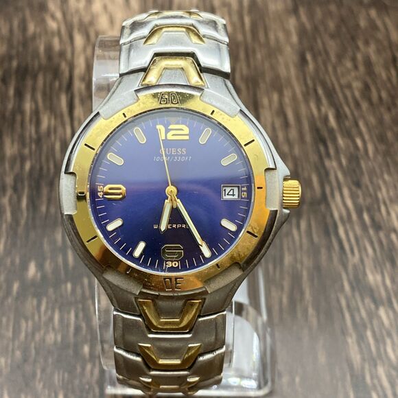 Men’s Vintage Guess Waterpro Men’s Watch New Battery - Picture 1 of 7